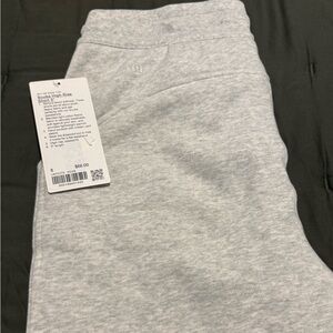 Lululemon Scuba High-Rise Short 5”